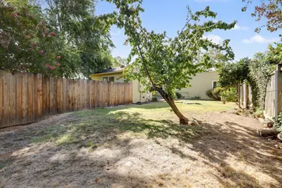 2161 Stacia Way, Sacramento, CA 95822 - Photo 32