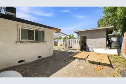 2419 Nightingale Avenue, Stockton, CA 95205 - Photo 20
