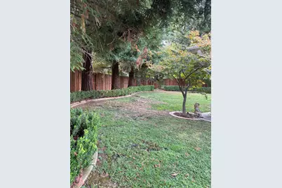 2670 Baybridge Court, Sacramento, CA 95833 - Photo 6