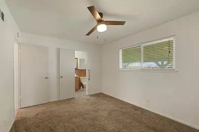 13393 E Jahant Road, Acampo, CA 95220 - Photo 34
