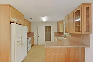 13393 E Jahant Rd, Acampo, CA 95220 - Photo 10