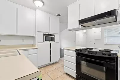 1125 Rosewood Drive, Yuba City, CA 95991 - Photo 6