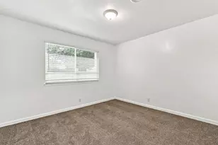 1125 Rosewood Dr, Yuba City, CA 95991 - Photo 16