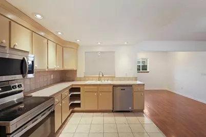 8617 Oldwoods Way, Sacramento, CA 95828 - Photo 14