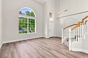 2700 Screech Owl Way, Sacramento, CA 95834 - Photo 2