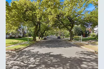 1524 38th Street, Sacramento, CA 95816 - Photo 6