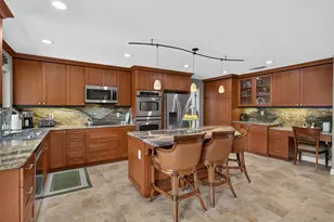8733 Elk Ridge Way, Elk Grove, CA 95624 - Photo 18