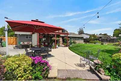 8733 Elk Ridge Way, Elk Grove, CA 95624 - Photo 68