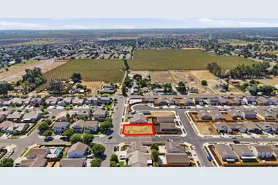 3119 Dinkey Creek Avenue, Merced, CA 95341 - Photo 8