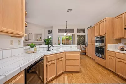 121 Orange Blossom Circle, Folsom, CA 95630 - Photo 12
