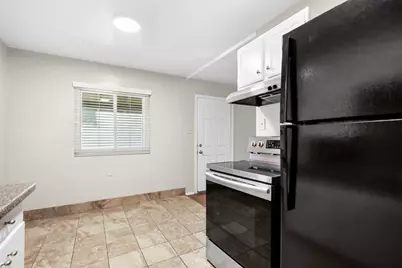 627 T Street, Sacramento, CA 95811 - Photo 16