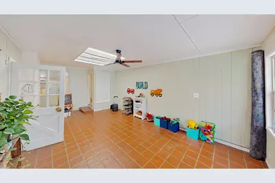 2428 W Mendocino Avenue, Stockton, CA 95204 - Photo 26