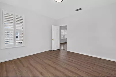 9660 Sea Cliff Way, Elk Grove, CA 95758 - Photo 12