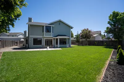 6 River Village Court, Sacramento, CA 95831 - Photo 32