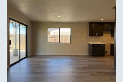 932 Arambel Drive, Patterson, CA 95363 - Photo 10