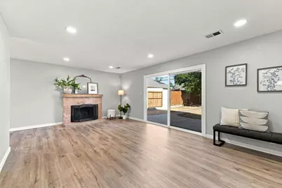 10259 Croydon Way, Rancho Cordova, CA 95670 - Photo 8