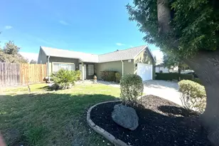 2435 Volpi Dr, Stockton, CA 95206 - Photo 2
