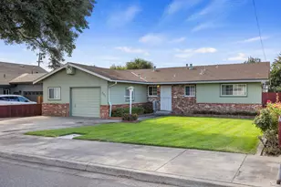 527 Poplar St, Oakdale, CA 95361 - Photo 1