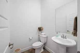 2013 Santos St, Woodland, CA 95776 - Photo 12
