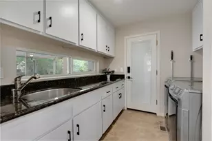 18891 Hummingbird Dr, Penn Valley, CA 95946 - Photo 16