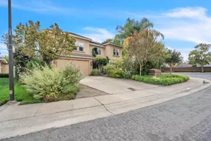 7649 Northland Dr, Sacramento, CA 95831 - Photo 1