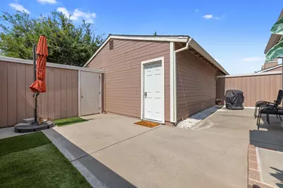 1200 Lakewood Avenue #12, Modesto, CA 95355 - Photo 6