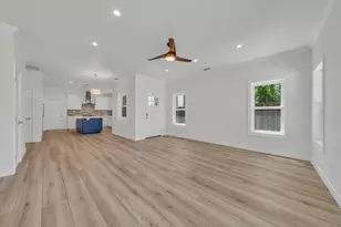 3025 7th Ave, Sacramento, CA 95817 - Photo 16