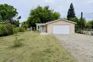 4834 Pacific Ave, Olivehurst, CA 95961 - Photo 2