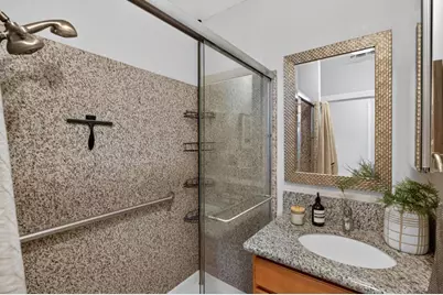 1713 Burnett Way, Sacramento, CA 95818 - Photo 32