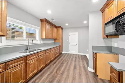 325 Ash Street, Modesto, CA 95351 - Photo 8