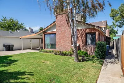 110 E B Street, Oakdale, CA 95361 - Photo 8