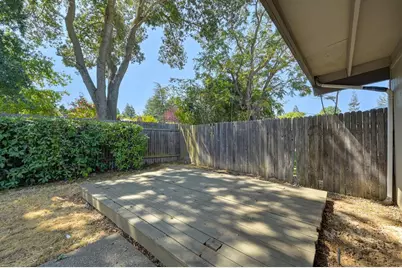 8804 On Court, Elk Grove, CA 95624 - Photo 34