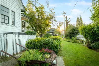 490 E Main Street, Grass Valley, CA 95945 - Photo 20
