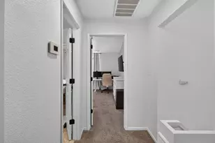 4748 67th St, Sacramento, CA 95820 - Photo 26
