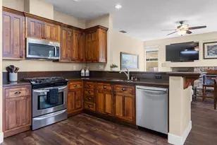 723 Stewart St, Folsom, CA 95630 - Photo 2