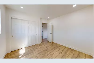 231 Portola Way, Tracy, CA 95376 - Photo 8