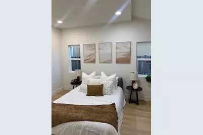 1917 Kenwood Street, Sacramento, CA 95815 - Photo 14