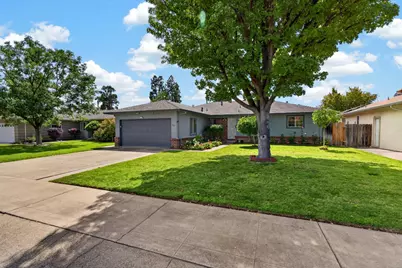 820 Park Street, Lodi, CA 95240 - Photo 2