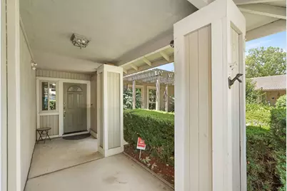 530 Mahogany Lane, Tracy, CA 95376 - Photo 4