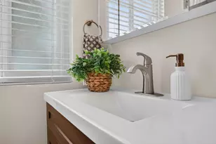 1428 Gladstone Dr, Sacramento, CA 95864 - Photo 22