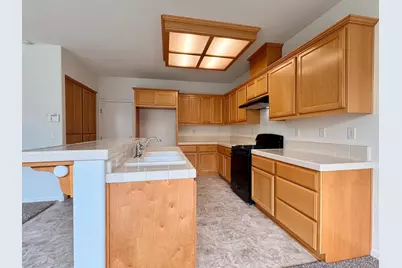7443 Tisdale Way, Sacramento, CA 95822 - Photo 4