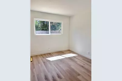 2406 W Hammer Lane, Stockton, CA 95209 - Photo 16