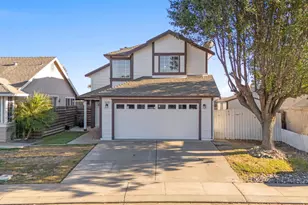 1570 Grass Valley Dr, Woodland, CA 95776 - Photo 4