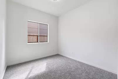 823 Claybury Court, Galt, CA 95632 - Photo 16