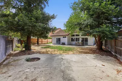 823 Claybury Court, Galt, CA 95632 - Photo 22