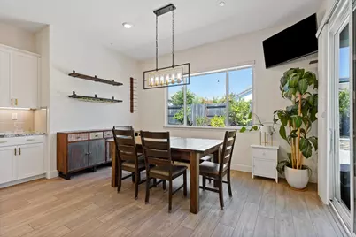 4630 Trumpet Lily Way, Roseville, CA 95747 - Photo 8