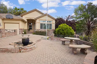 8383 Oakwood Hills Circle, Citrus Heights, CA 95610 - Photo 6
