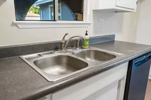 1901 Milpas Ln, Modesto, CA 95355 - Photo 6