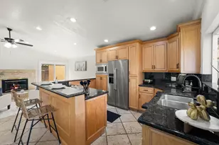 607 Brandywine Dr, Lodi, CA 95240 - Photo 16