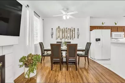 8224 Shannon Oak Lane, Elk Grove, CA 95758 - Photo 2